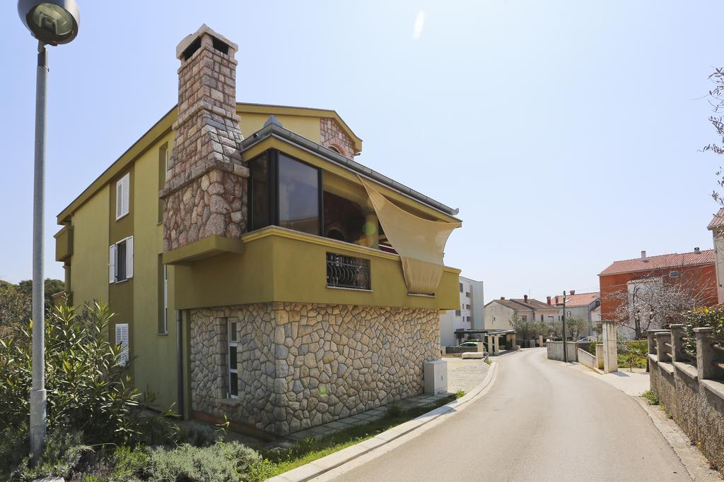 זאדאר Apartments Mirjana מראה חיצוני תמונה